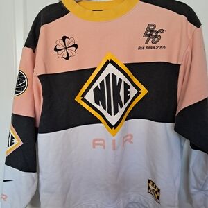 Nike Men's Black, Pink, and Yellow Crewneck Sweater